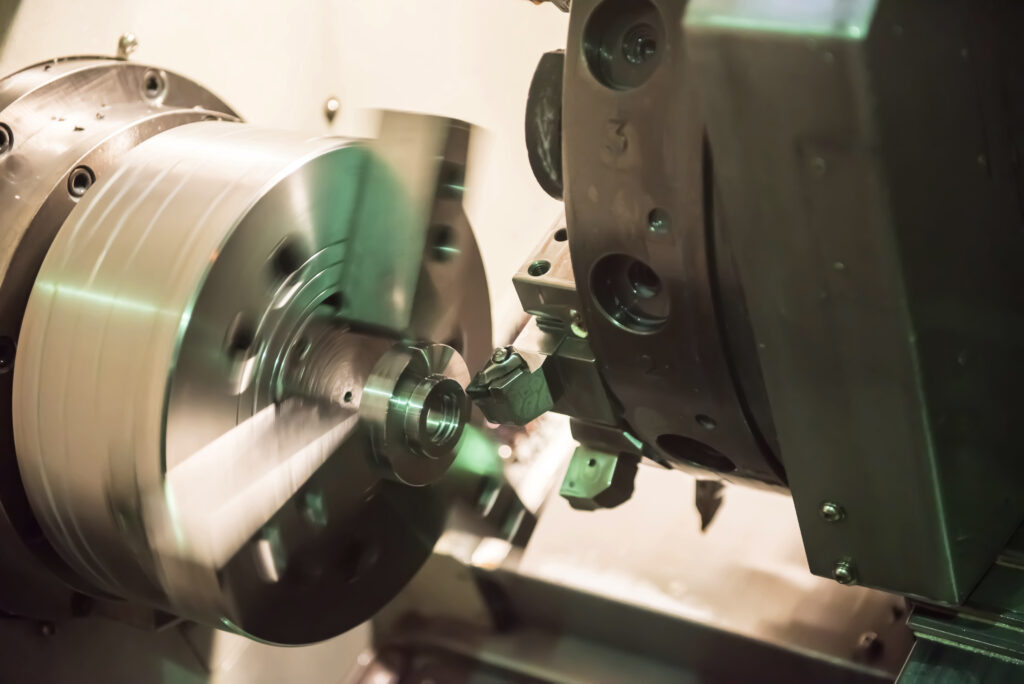 Strona Główna Toczenie detalu stalowego na tokarce CNC - precyzyjna obróbka metalu